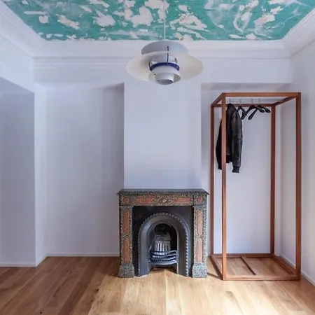 Apartment Beautiful New In Town Centre *